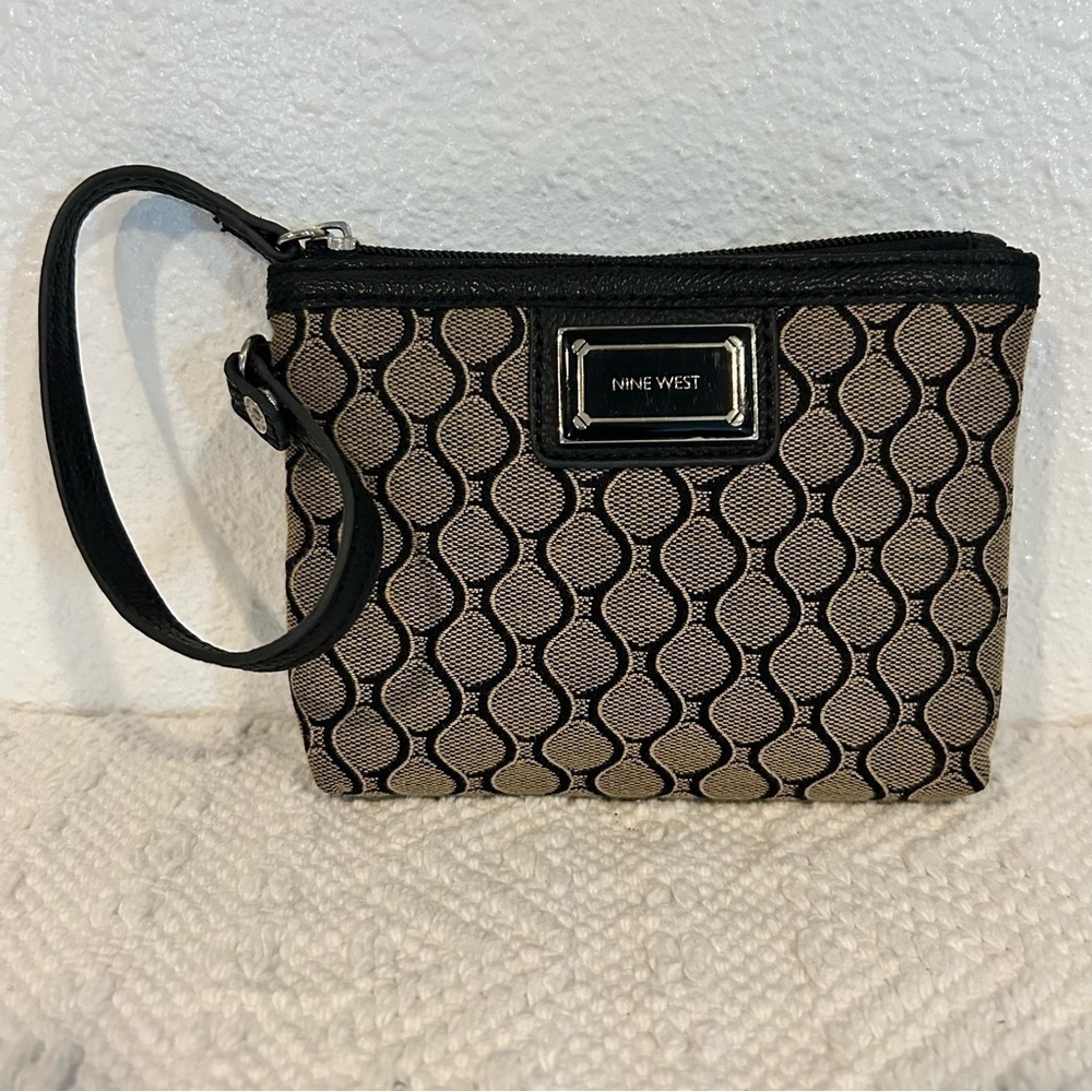Nine West Black and Tan Wristlet Mini Purse